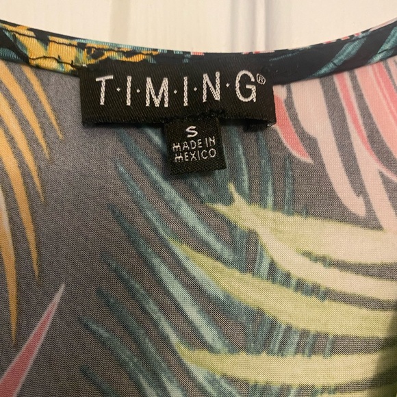 Tropical Dress - Picture 4 of 5